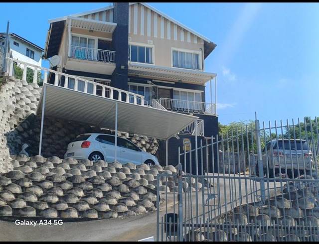 8 BEDROOM HOUSE FOR SALE IN RESERVOIR HILLS